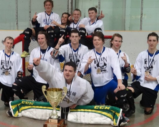 2014_junior_division_champs_for_site.jpg_f2bd0c1687.jpg