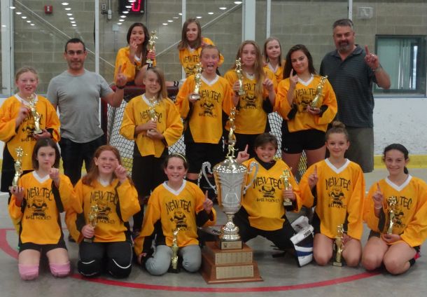 2017_20Atom-Girls_20Champs.jpg_e8510a0e10.jpg