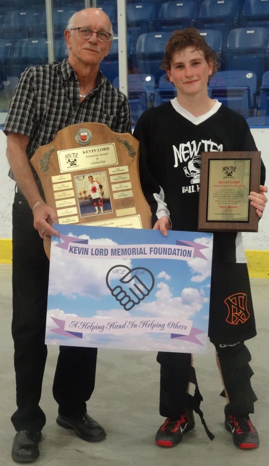 2017_kl_award.jpg_2d544e42b8.jpg