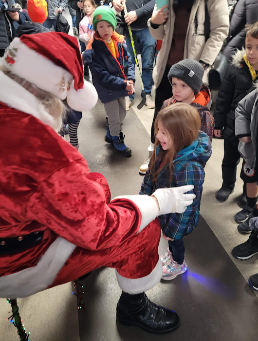 2024_20Santa5.png_f1d3171198.png