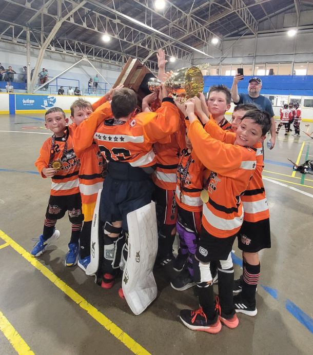 2025_20U10_20COMP_20CHAMPS2.JPG_65ec2c4633.jpg