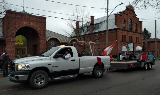 Beeton_20Parade_203.jpg_e42a65625f.jpg