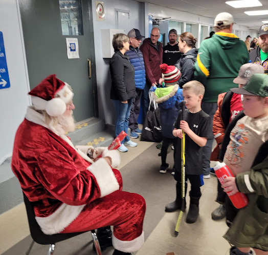Santa10_1_.png_01f79f8fbe.png