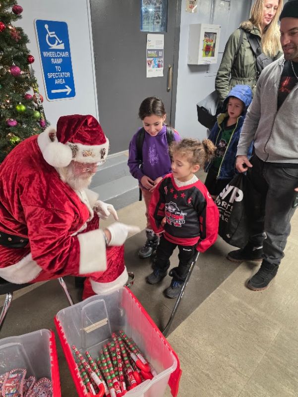 Santa_207.jpg_222e372de8.jpg