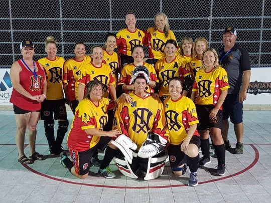 womens_team_in_bermuda.png_e46145a0c4.png